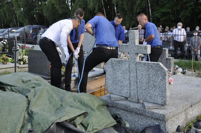 Ceremonia pogrzebowa Ś.P. Zygmunta Koniecznego 01.07.2020r.  - 