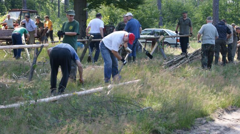 Akcja Koła – budowa ambon szwedzkich – 09.07.2011r.  - 