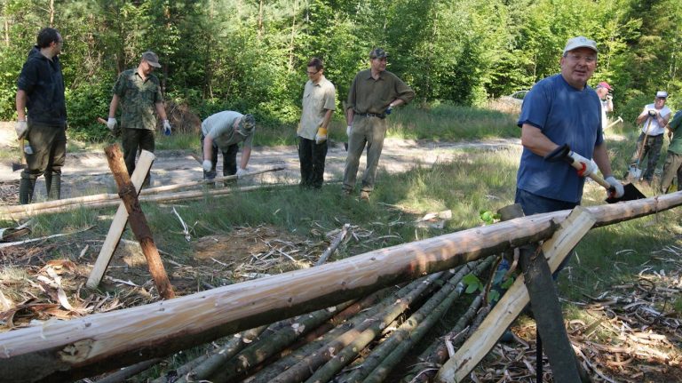 Akcja Koła – budowa ambon szwedzkich – 09.07.2011r.  - 