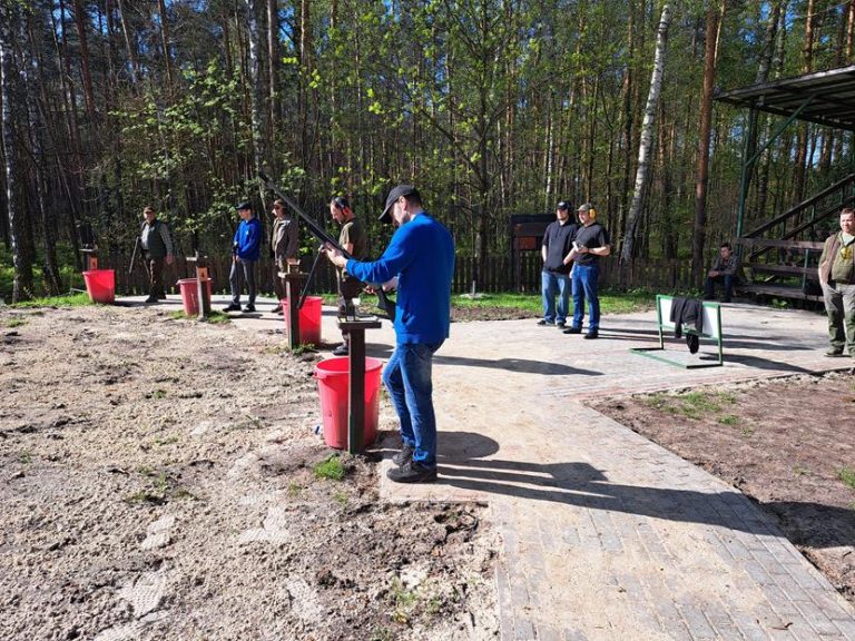 Trening strzelecki.  - 